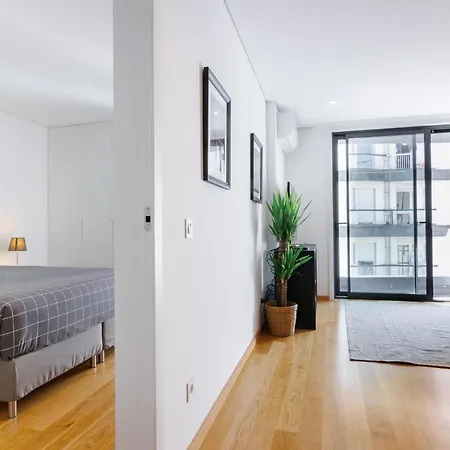 New Camoes Deluxe With Ac And Free Parking Apartamento *